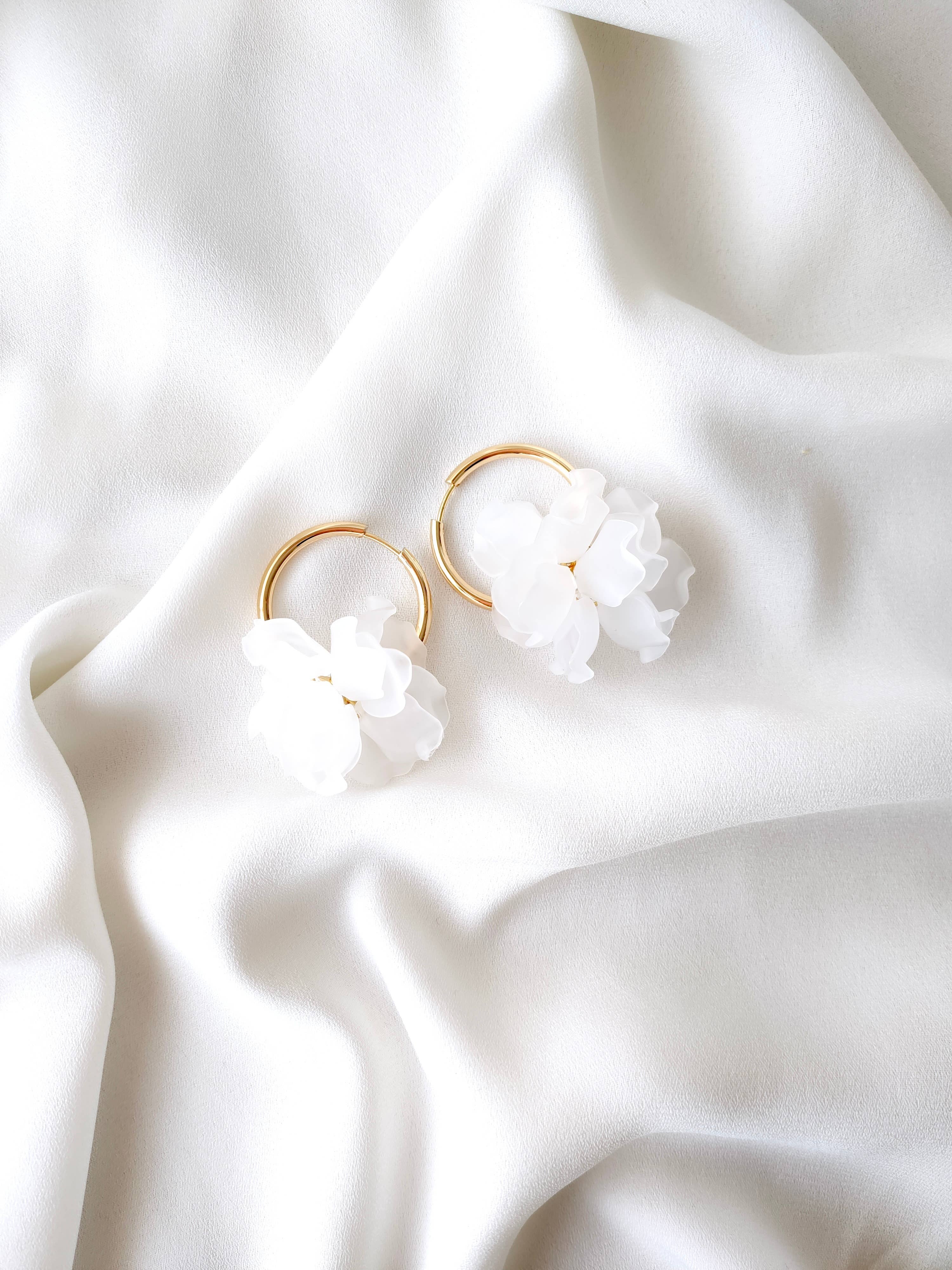 Boucles d'oreilles Créoles PEONY Fleurs Pivoine couleur au choix