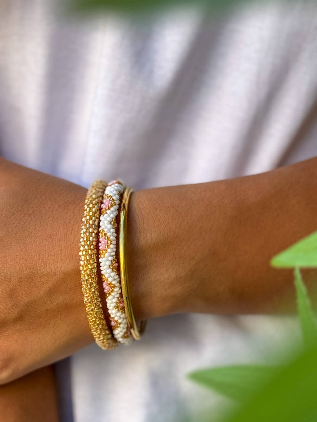 Bracelet népalais doré