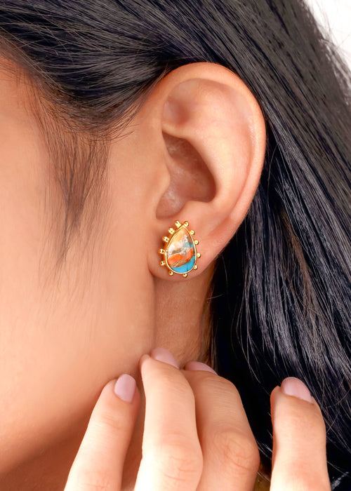 Boucles d'oreilles clous plaquées or avec goutte de perle Turquoise Oyster