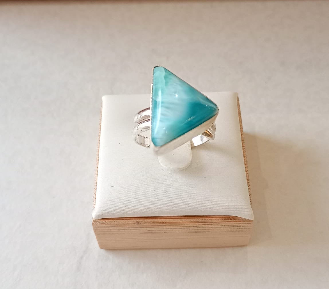 Bague Larimar forme Triangle réglable Qualité Extra AAA République Dominicaine