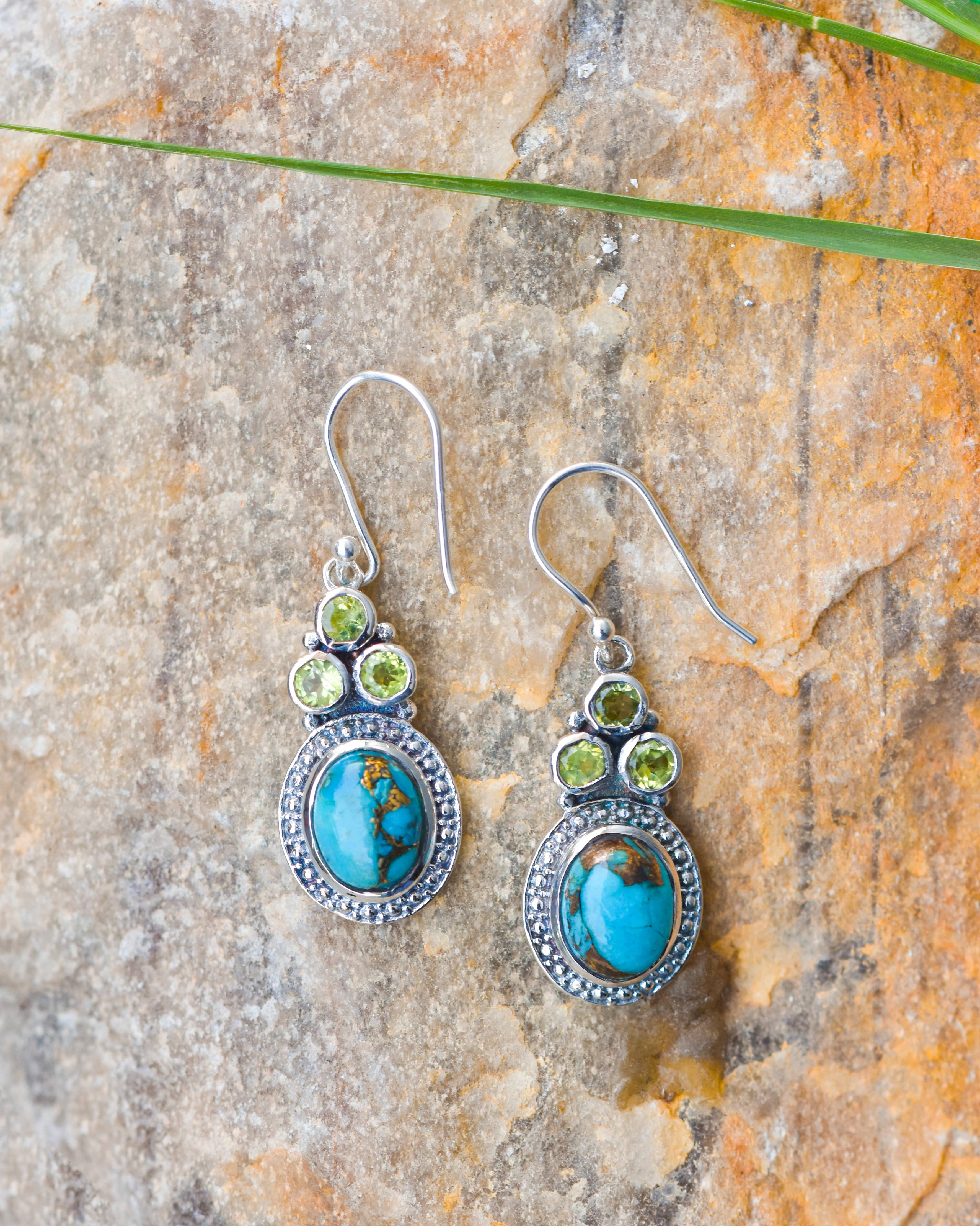 Boucles d'oreilles pendantes en argent sterling 925 avec Turquoise Oyster