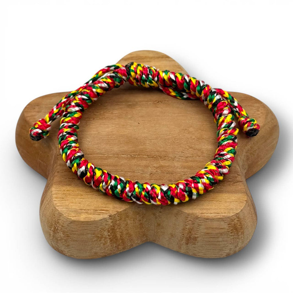 Bracelet tibétain tressé - modèle large Rouge blanc vert