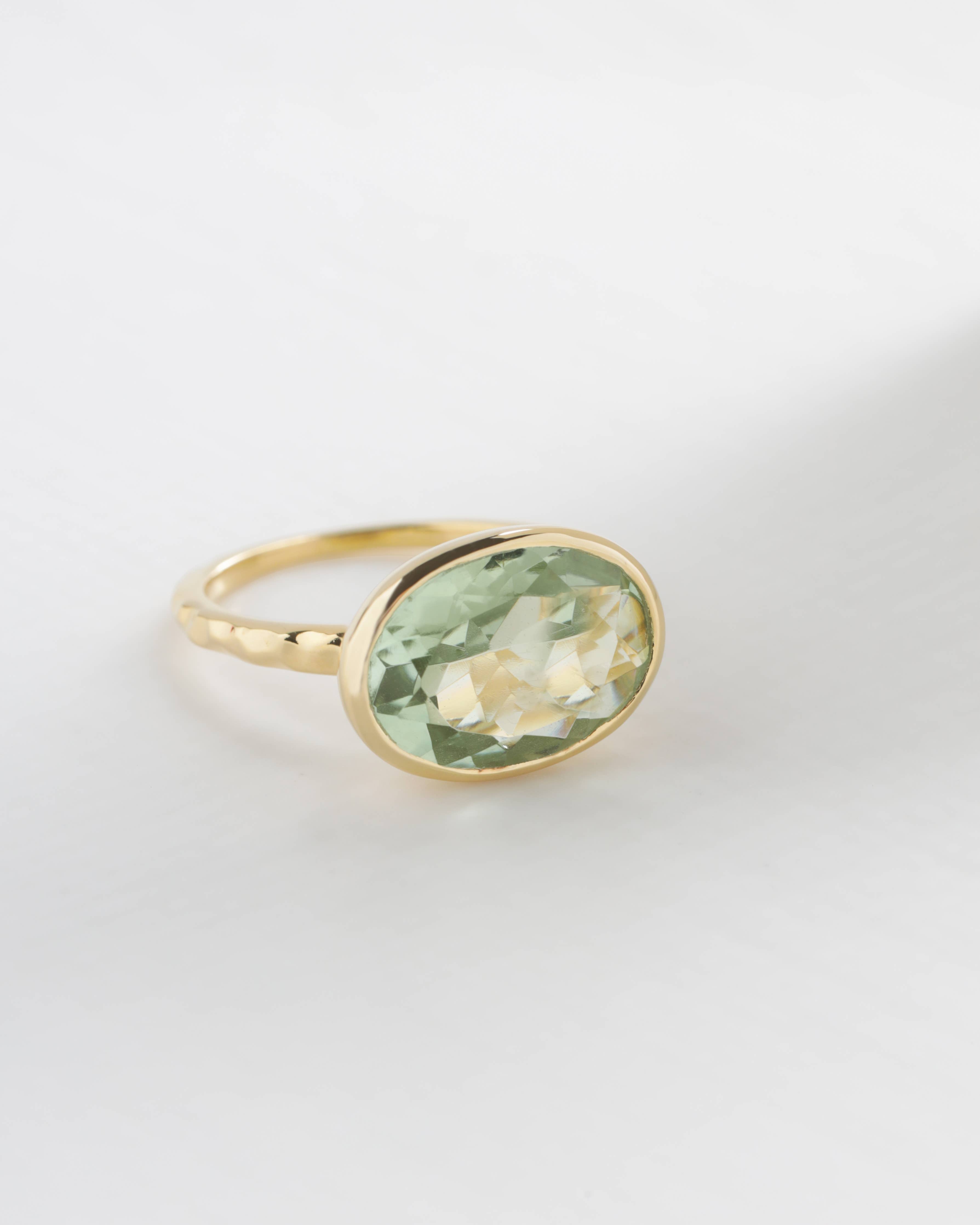 Bague Solitaire en Améthyste Verte Plaquée Or sur Argent