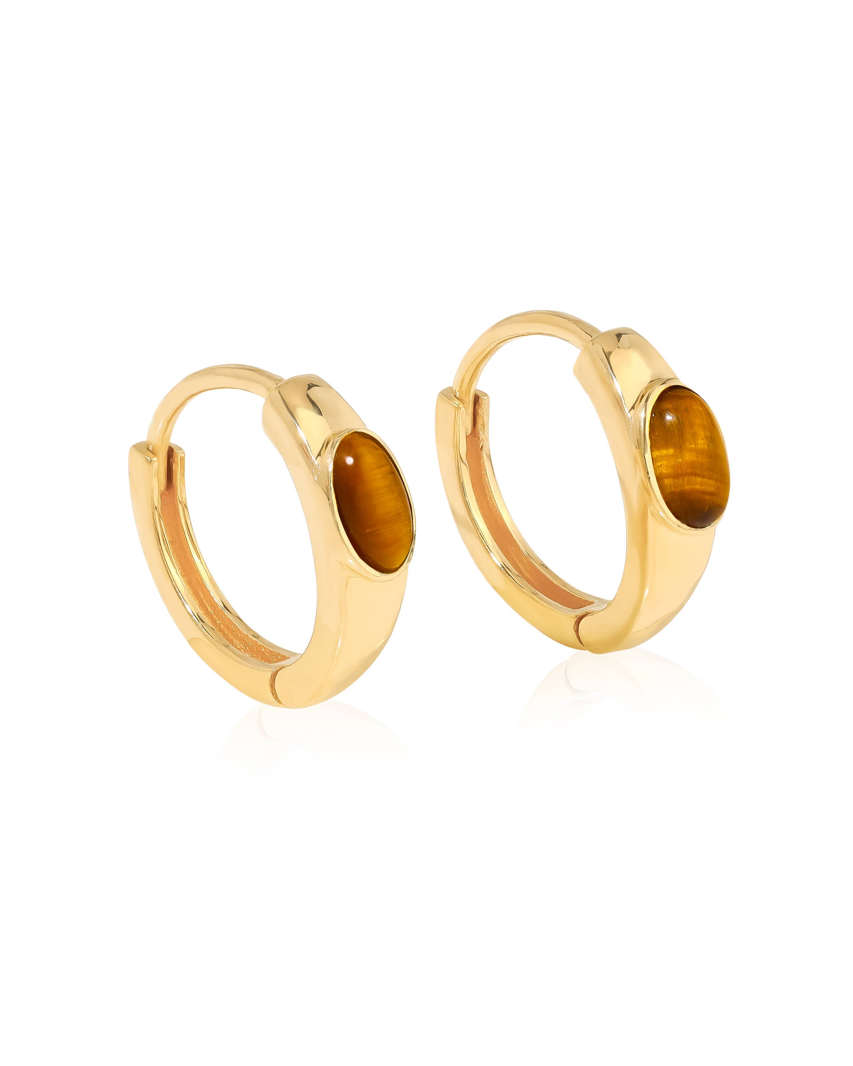 Boucles d'oreilles créoles en argent plaqué or 14K avec pierre œil de tigre.