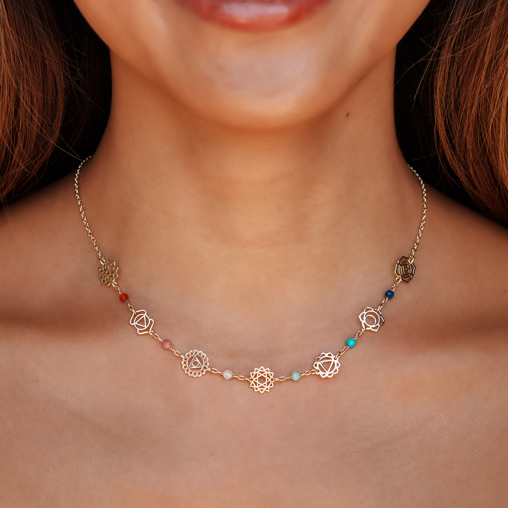 Collier de guérison des sept chakras plaqué or Lapis-lazuli turquoise amazonite quartz rose rhodolite agate