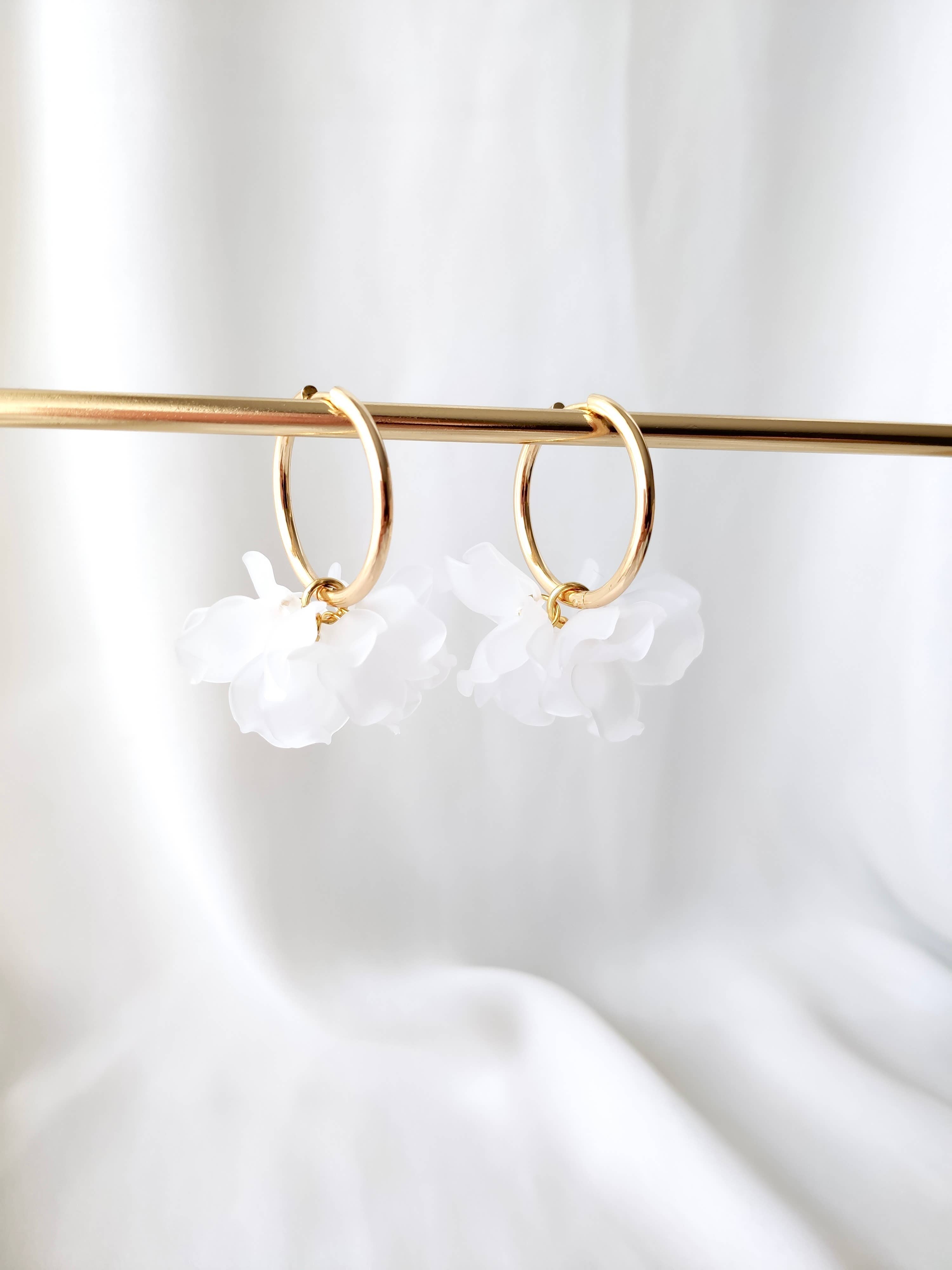 Boucles d'oreilles Créoles PEONY Fleurs Pivoine couleur au choix