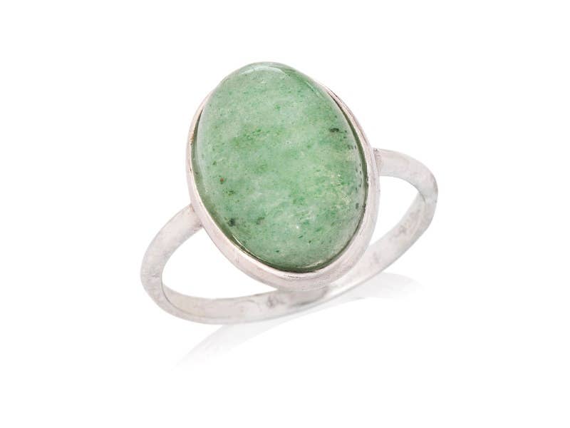 Bague avec aventurine verte naturelle ovale, argent 925