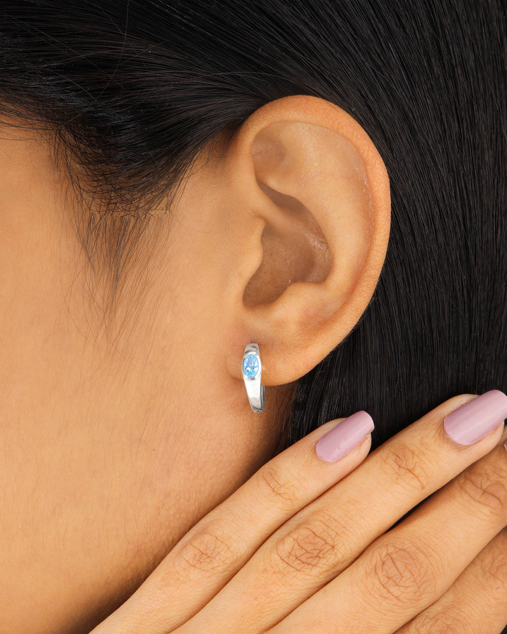 Boucles d'oreilles créoles en argent sterling 925 avec pierre précieuse topaze bleu ciel