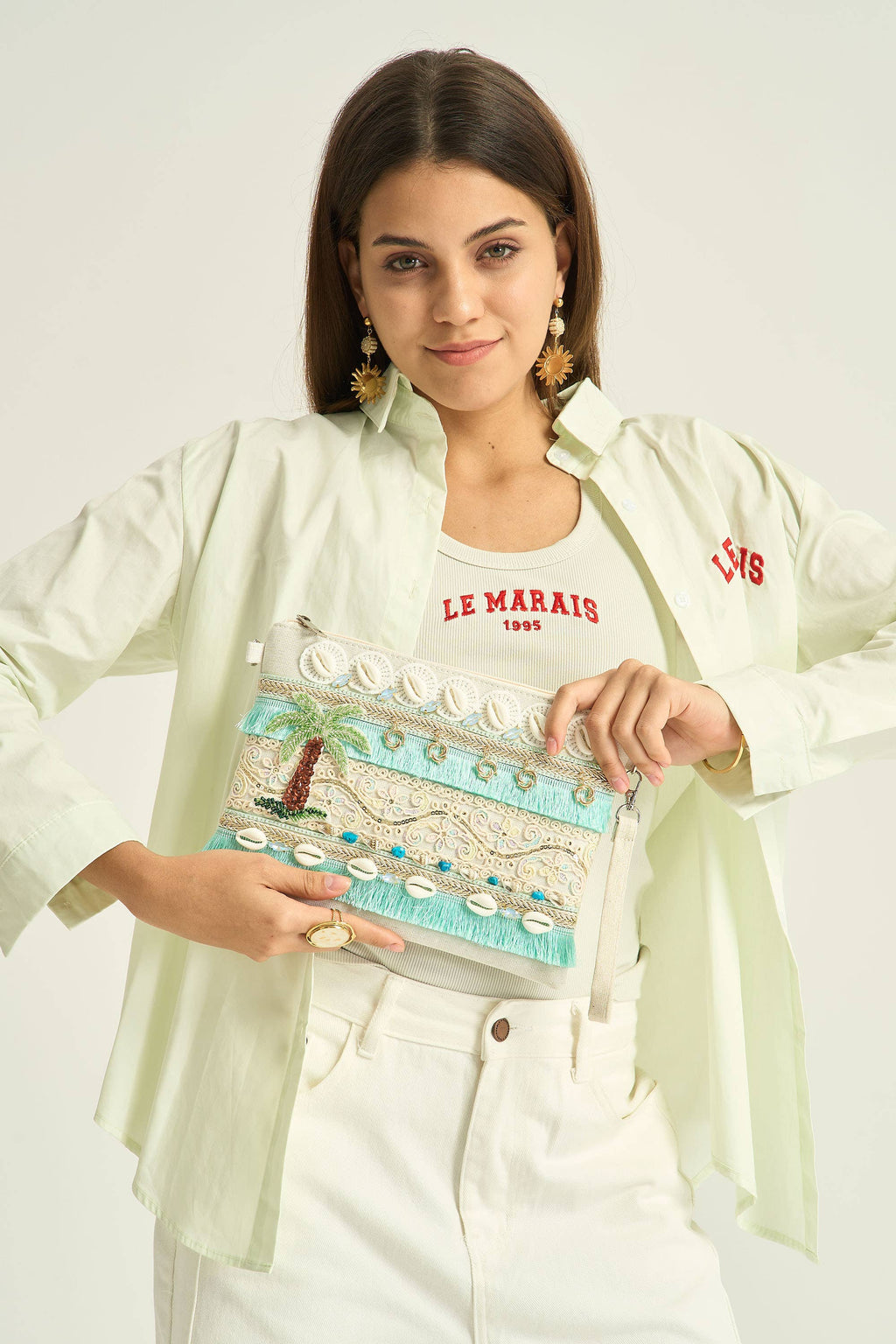 Pochette bohème brodée bleu avec bandoulière