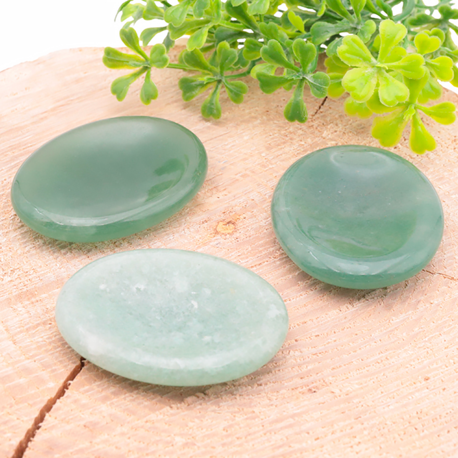 Galet anti stress 45 à 50mm Aventurine verte A