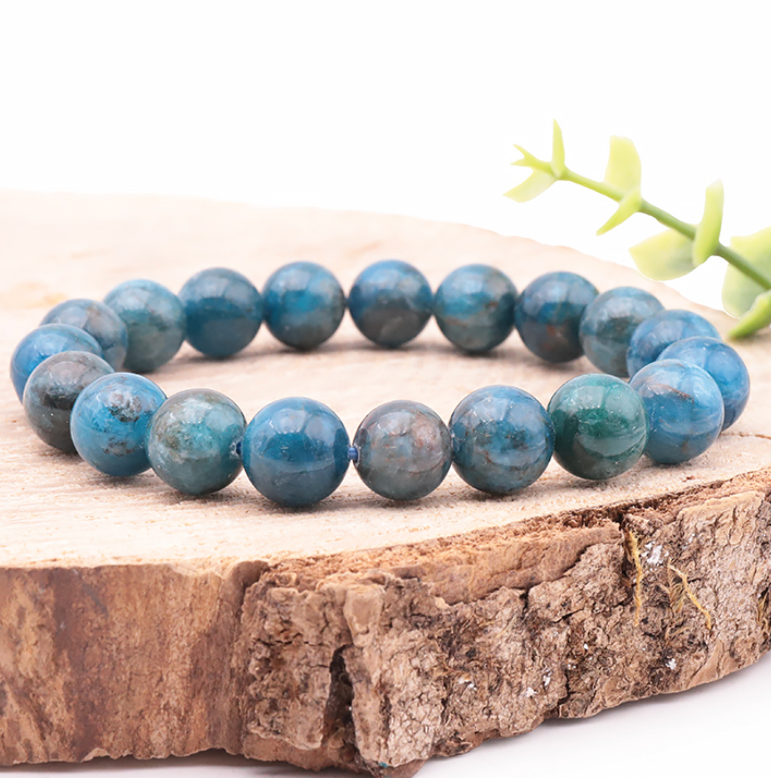 Bracelet boule 10mm apatite bleue A+