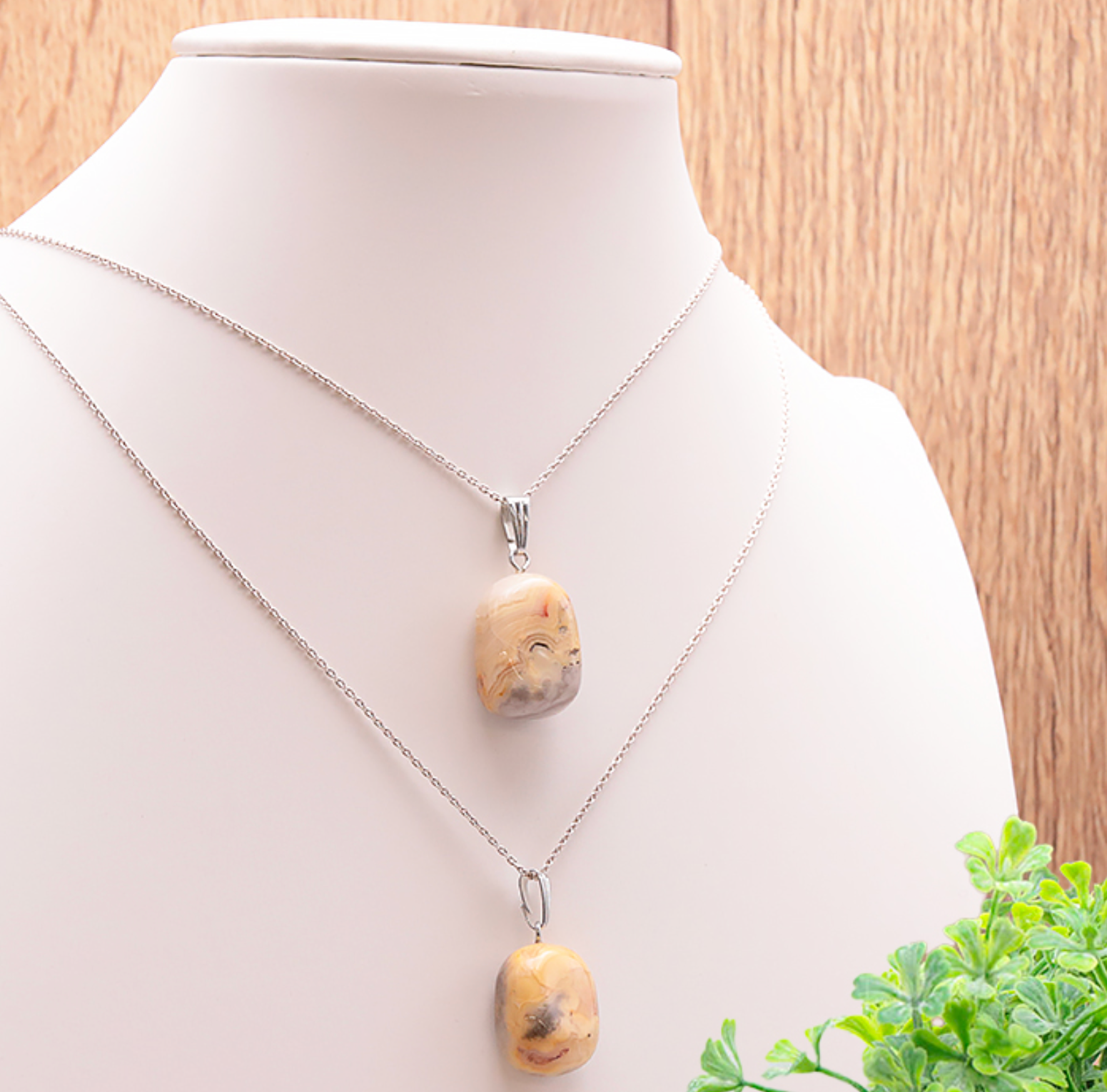 Pendentif pierre roulee Agate Crazy Lace AB