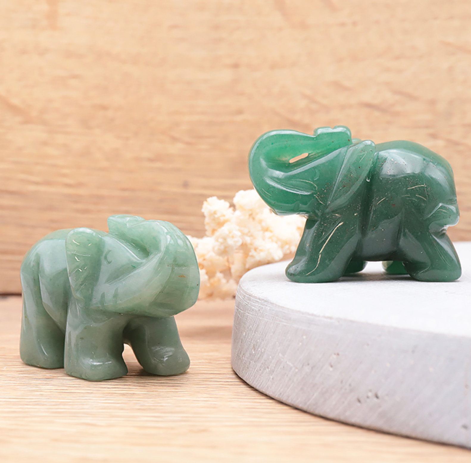 Elephant 50mm aventurine verte A+ (vendu à l'unité)