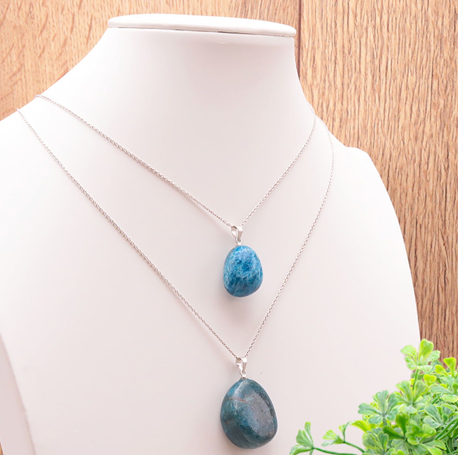 Pendentif pierre roulée Apatite bleue A 15 à 30mm ( 1 pièce)
