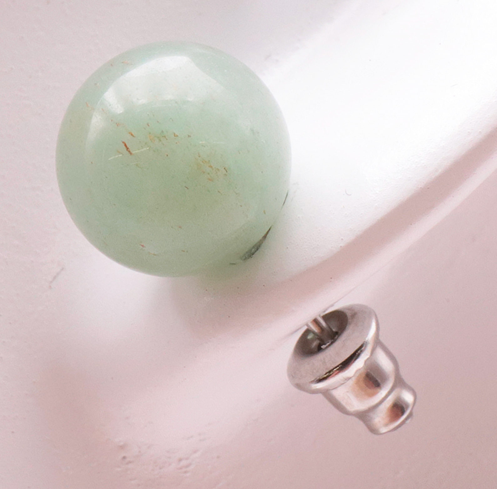 Boucle d'oreille modèle 04 boule 10mm aventurine verte A
