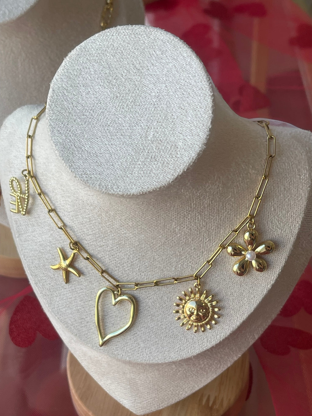 COLLIER DORÉE - 5 charm's coeur