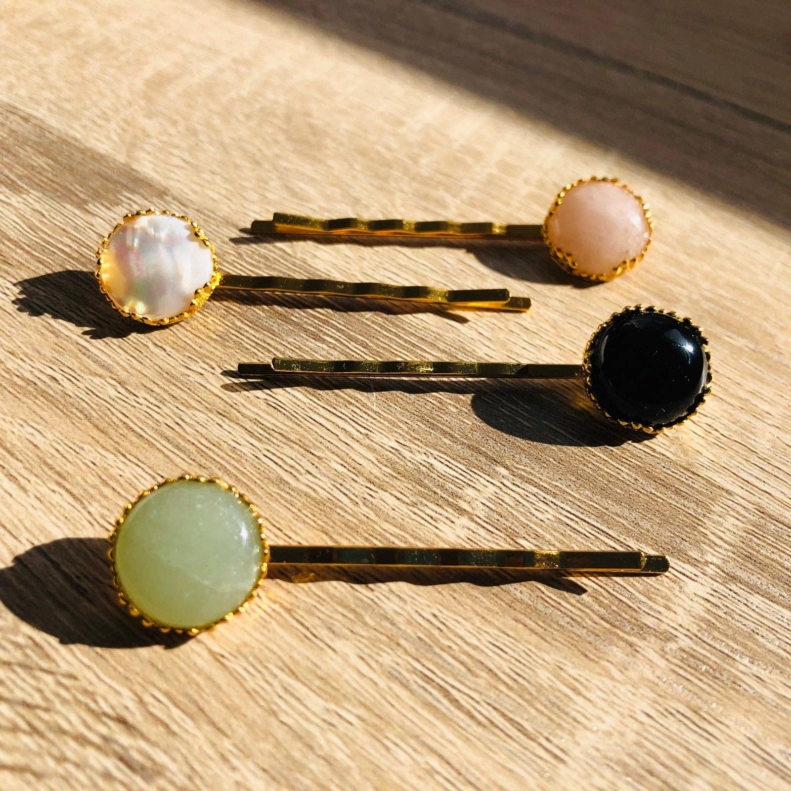 Barrette épingle pierre naturelle Margaux au choix aventurine quartz rose oeil de tigre nacre blanche