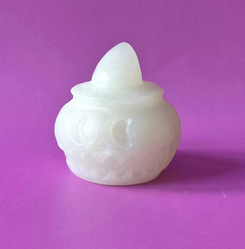 Citrouille d'Halloween en Jade Blanc avec Chapeau – env. 5 cm - Décoration en Pierre Précieuse