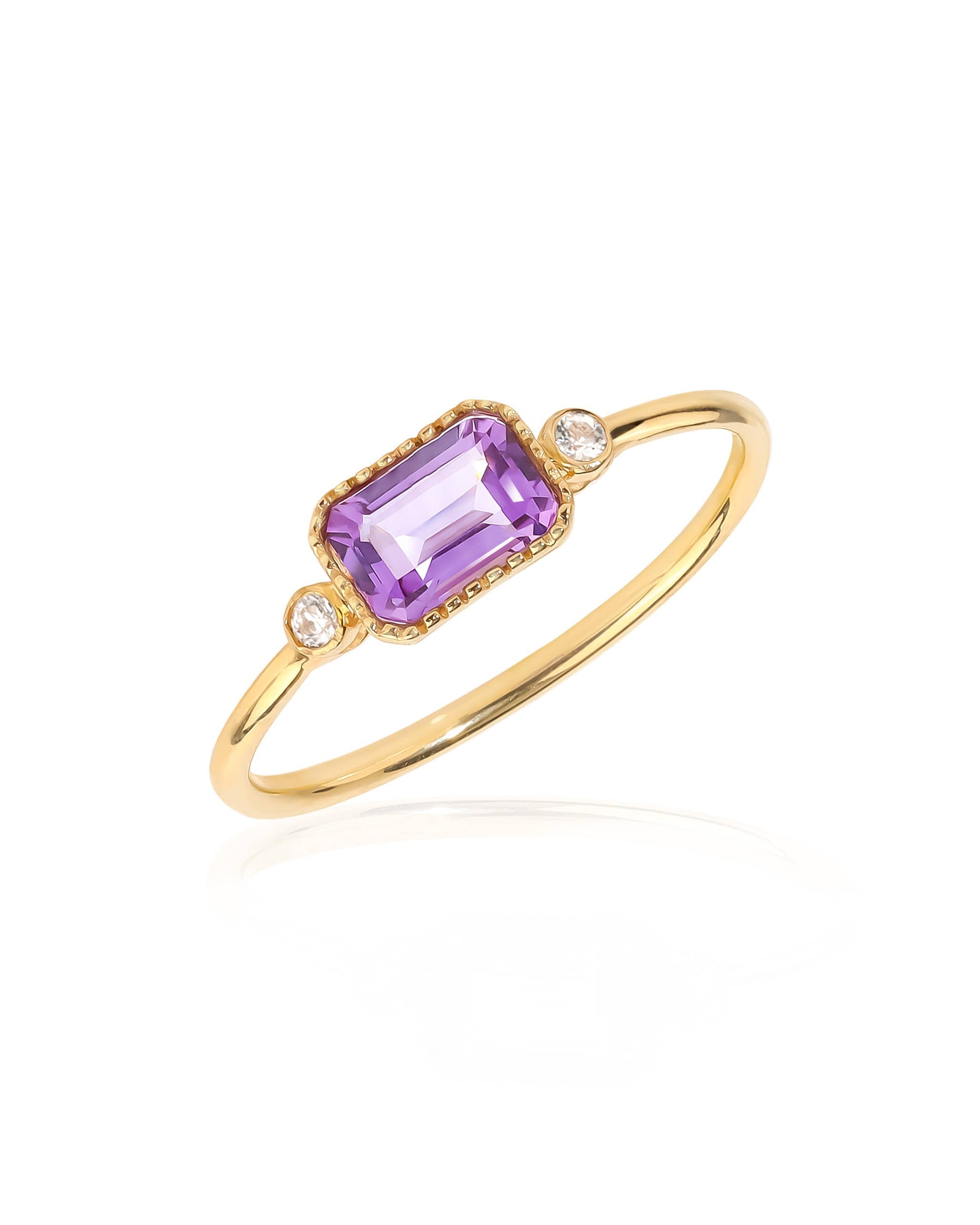 Bague en or jaune 14K avec Améthyste brésilienne et Topaze blanche.
