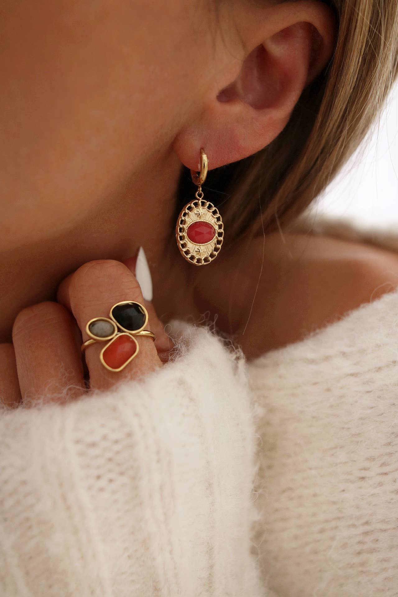Boucles d’oreilles Mini-créoles TALIA - rouge GRENAT