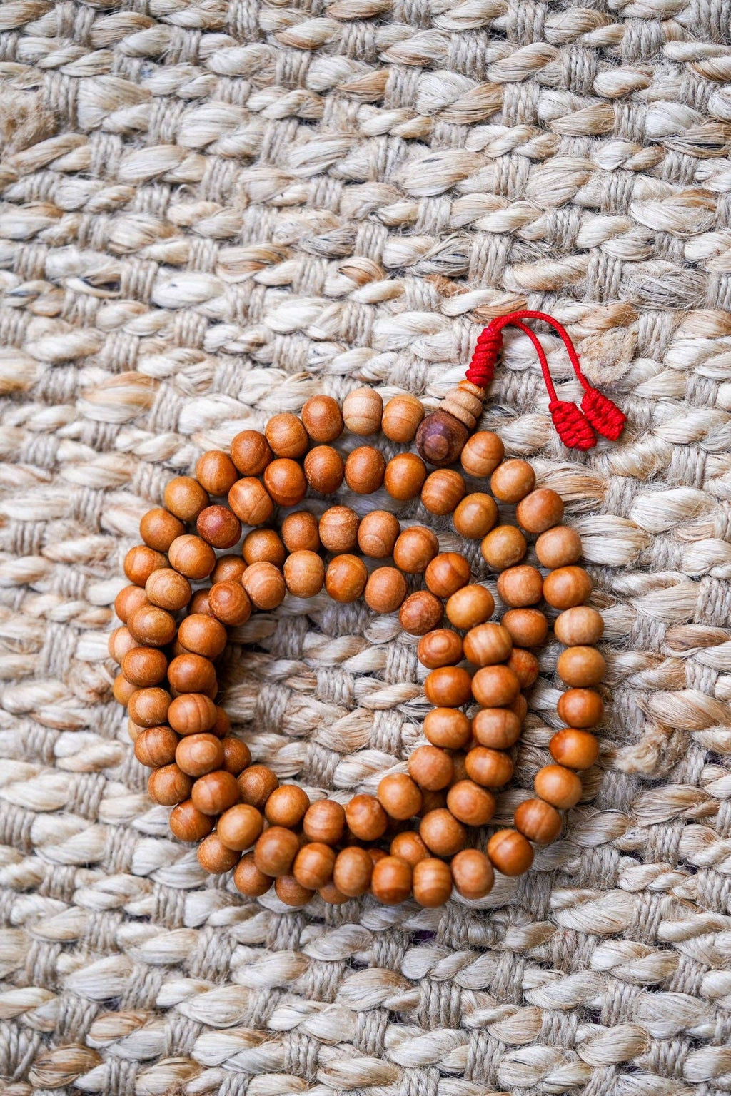 Collier Mala en bois de santal naturel NEPAL