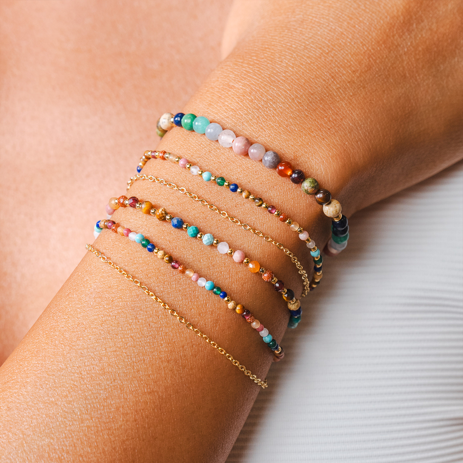 Bracelet double multi color Master Healer Healing 2 mm plaqué or Jade Jaspe Amazonite Quartz Œil de Tigre Grenat Unakite