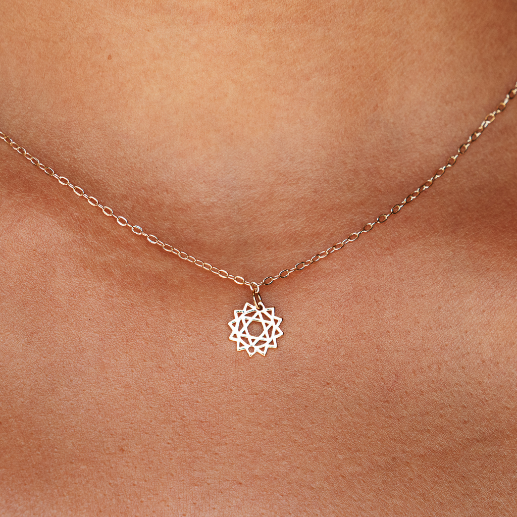 Collier Chakra du Cœur Plaqué Or
