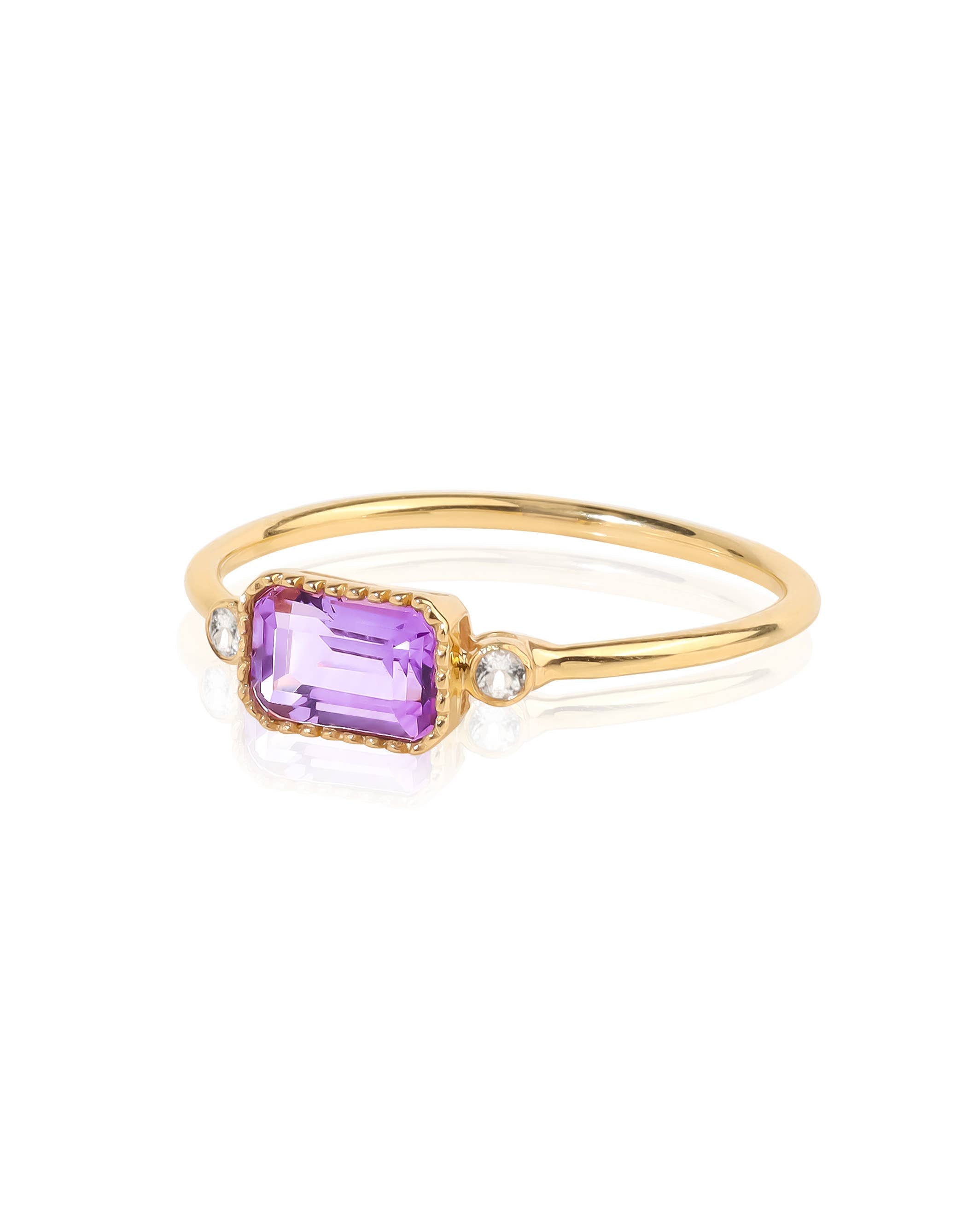 Bague en or jaune 14K avec Améthyste brésilienne et Topaze blanche.