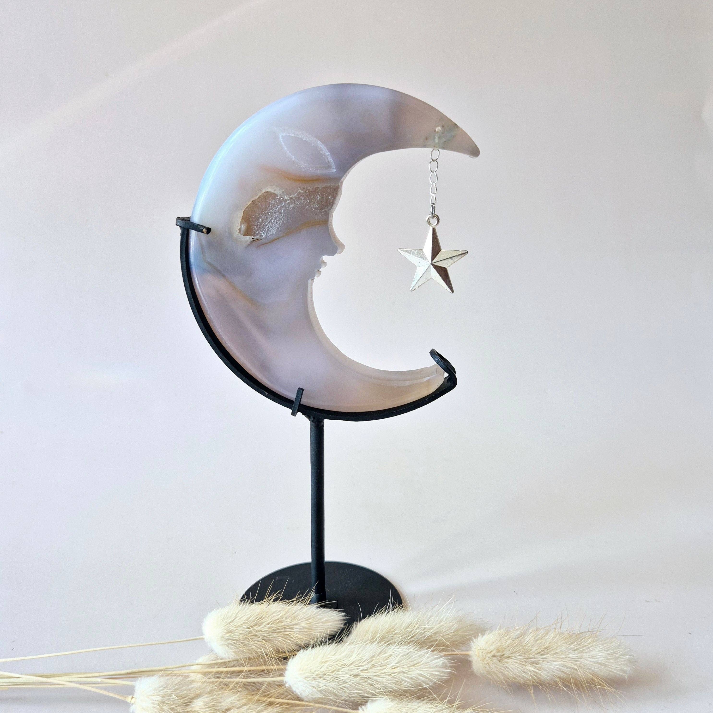 Lune en pierre d’agate grise druzy – 10 cm
