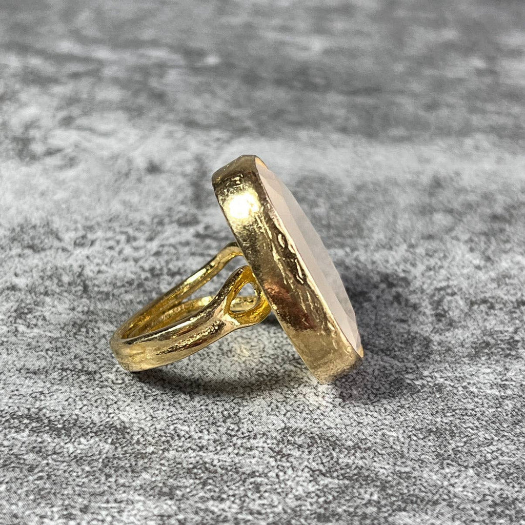 Bague "ZOELIE" pierre naturelle Agate blanche dorée or fin