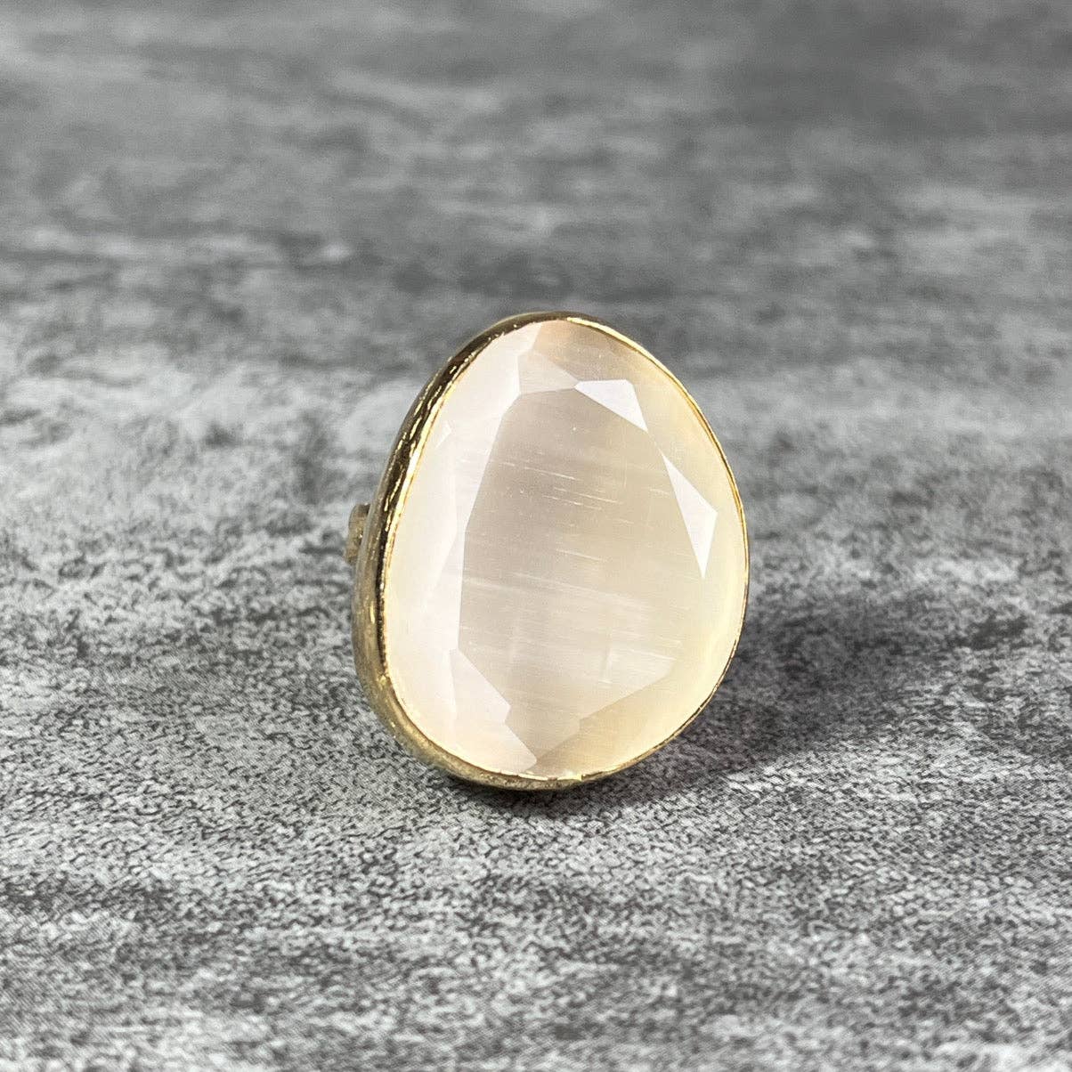 Bague "ZOELIE" pierre naturelle Agate blanche dorée or fin