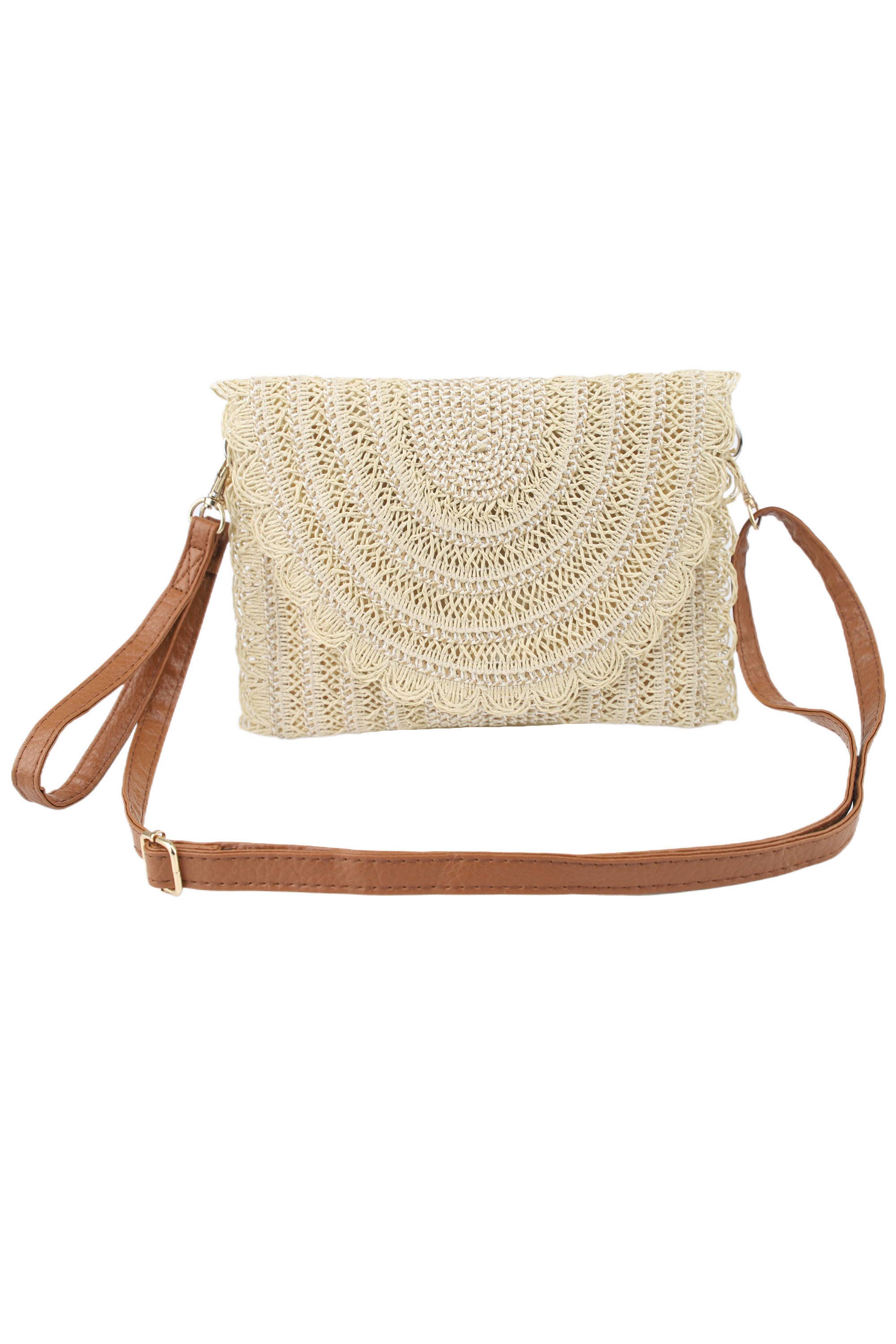 Sac pochette en paille crochet beige écru avec rabat texturé